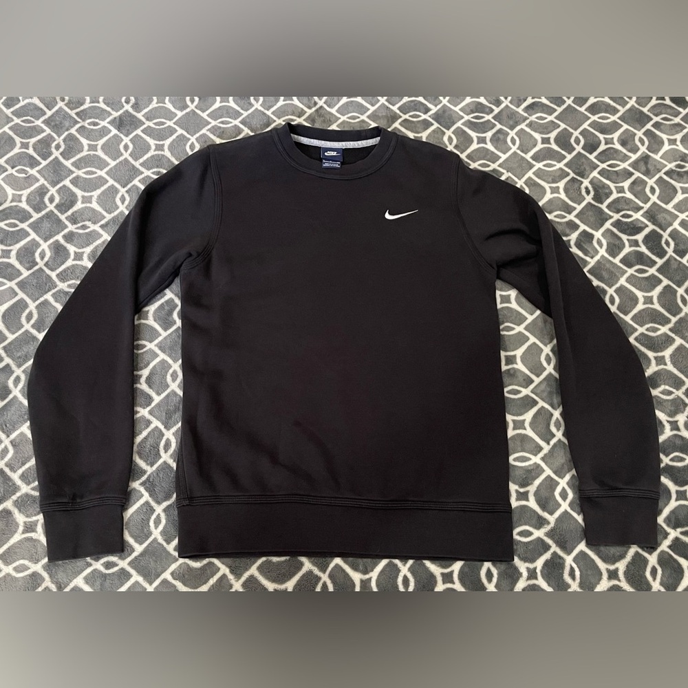 Nike Crew Neck Sweat Shirt ! Men’s Size Small !